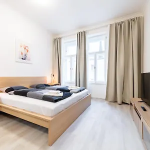  Apartamento Borivojova 63 República Checa